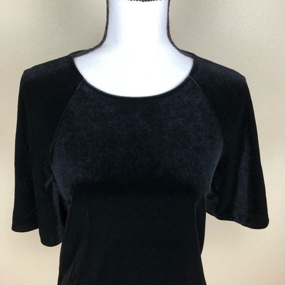 Lauren Ralph Lauren Velvet Short Sleeve Top Womens Petite Size PS Black Pullover - Picture 2 of 7